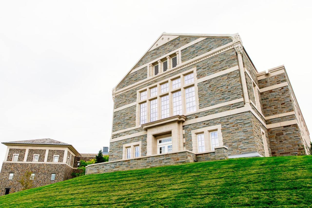 Colgate Inn Hamilton Exterior photo